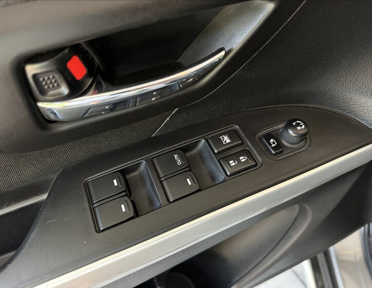 Suzuki SX4 S-Cross 14