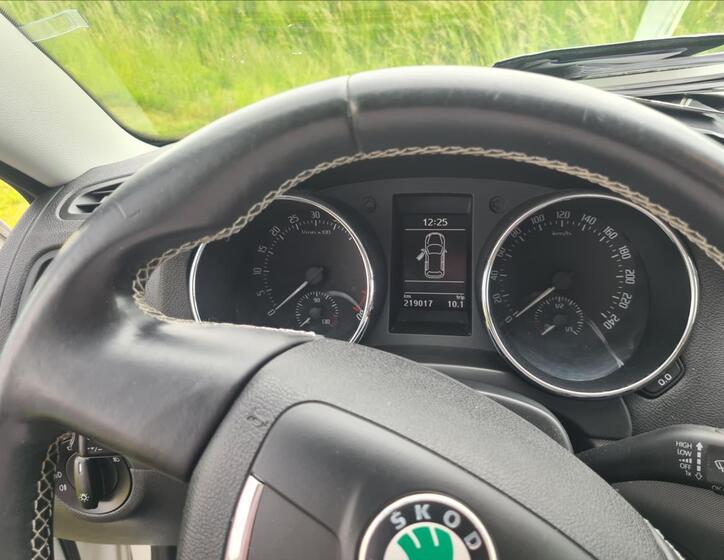 Škoda Yeti 16