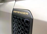Land Rover Defender 48