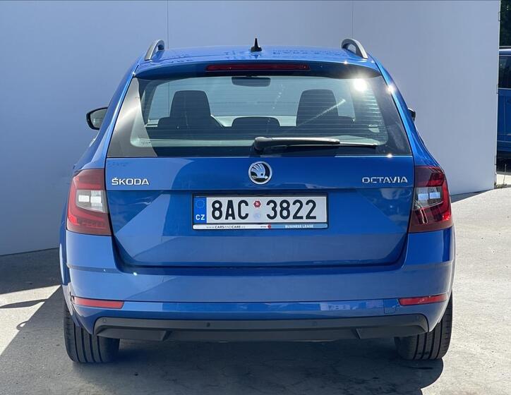 Škoda Octavia 23