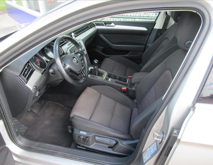 Volkswagen Passat 16