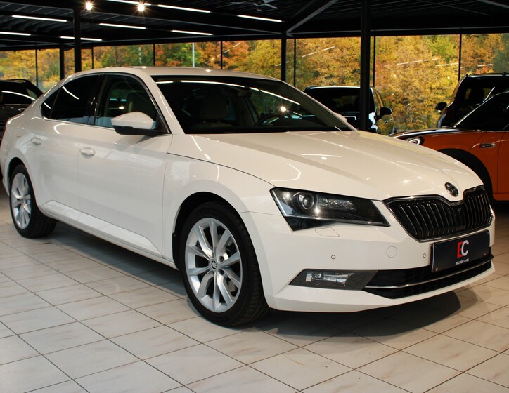 Škoda Superb 1