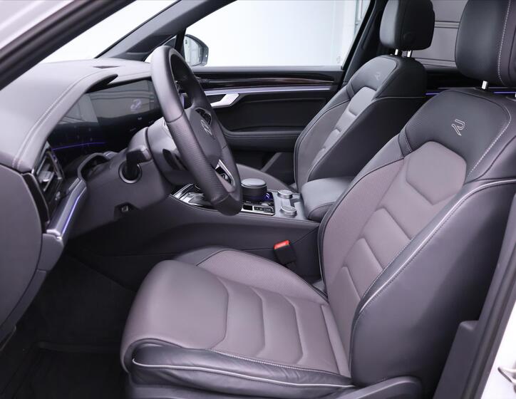 Volkswagen Touareg 14