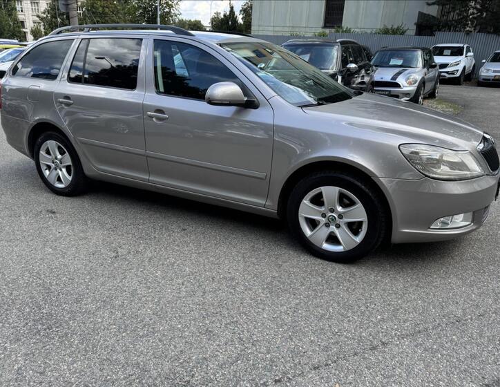 Škoda Octavia 15