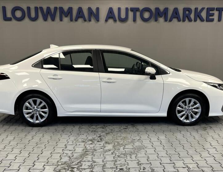 Toyota Corolla 15