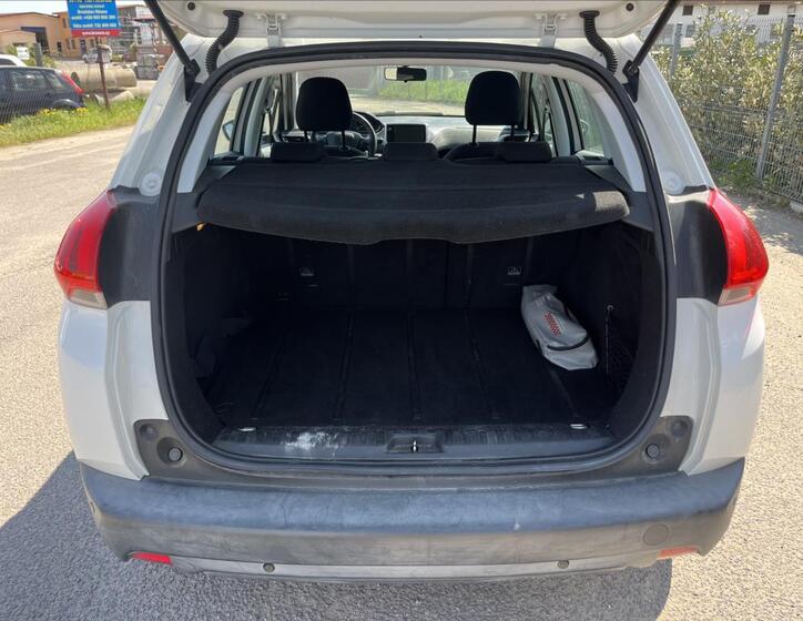 Peugeot 2008 31