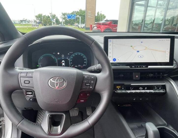 Toyota C-HR 13