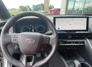 Toyota C-HR 13