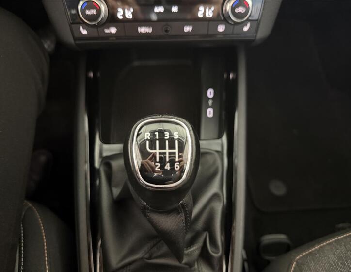 Škoda Scala 19