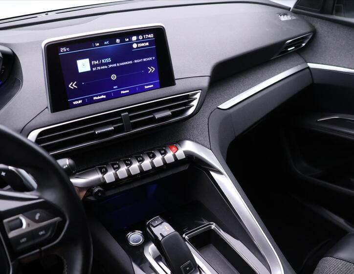 Peugeot 3008 25