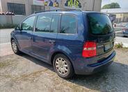 Volkswagen Touran 9