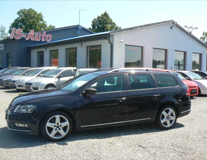 Volkswagen Passat 1