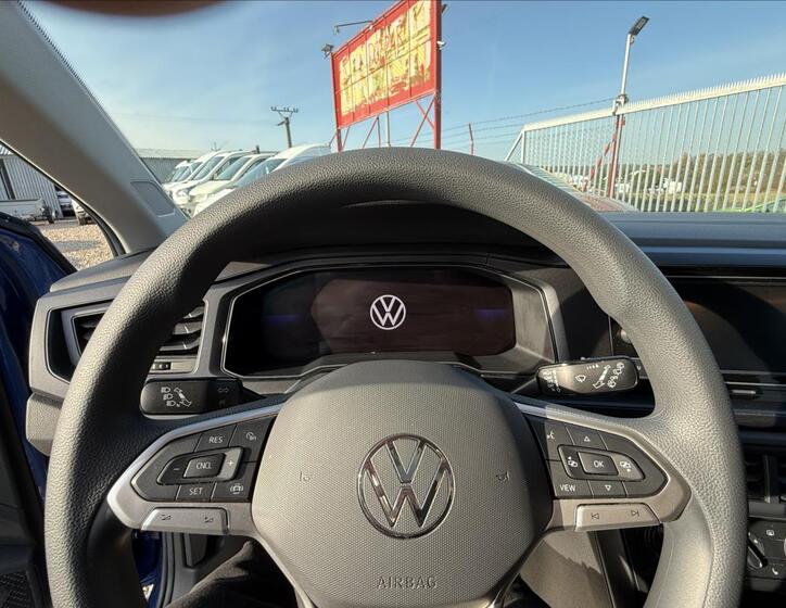 Volkswagen Polo 11