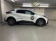 Toyota C-HR 4