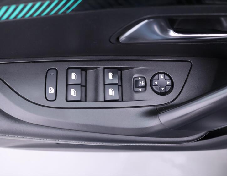 Peugeot 2008 17