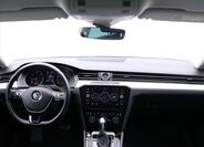 Volkswagen Passat 25