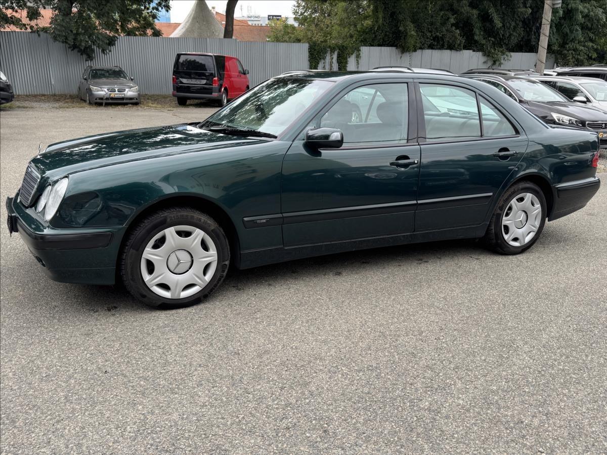 Mercedes-Benz Třídy E