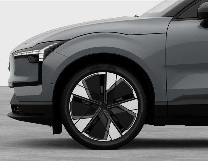 Volvo EX30 7