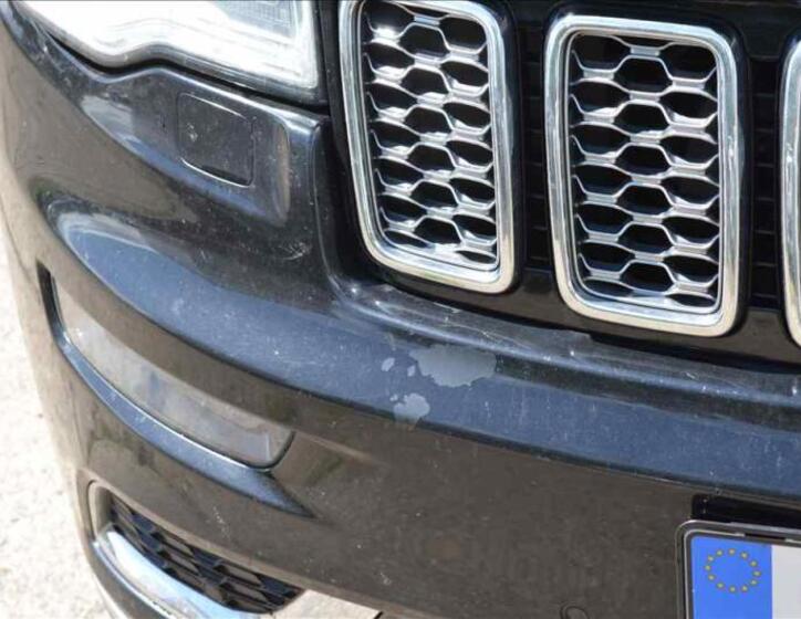 Jeep Grand Cherokee 8