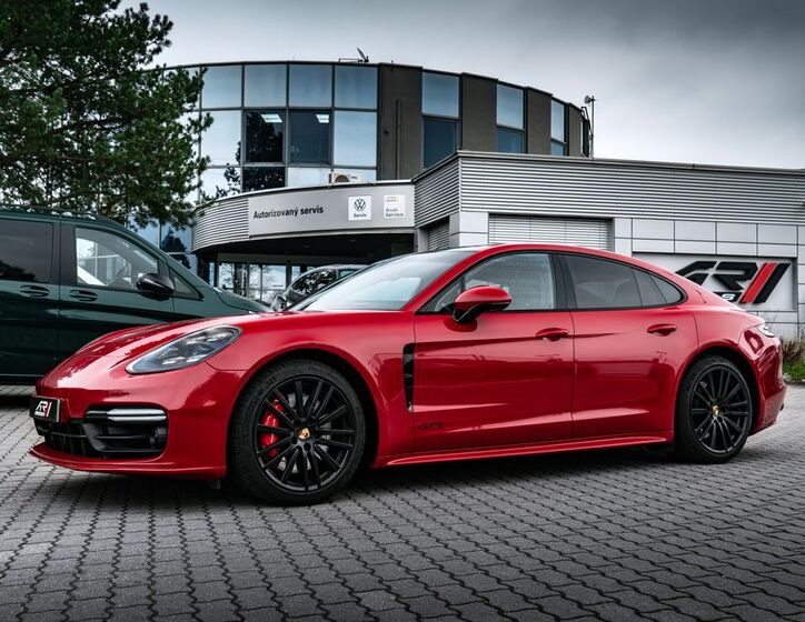 Porsche Panamera 27