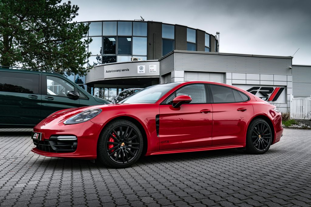 Porsche Panamera