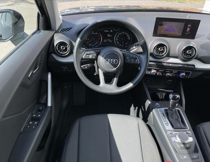 Audi Q2 7