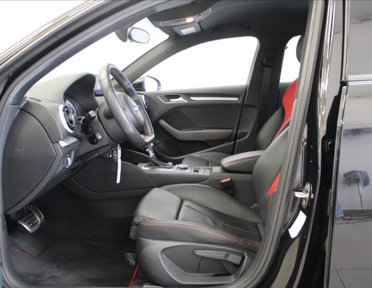 Audi S3 6