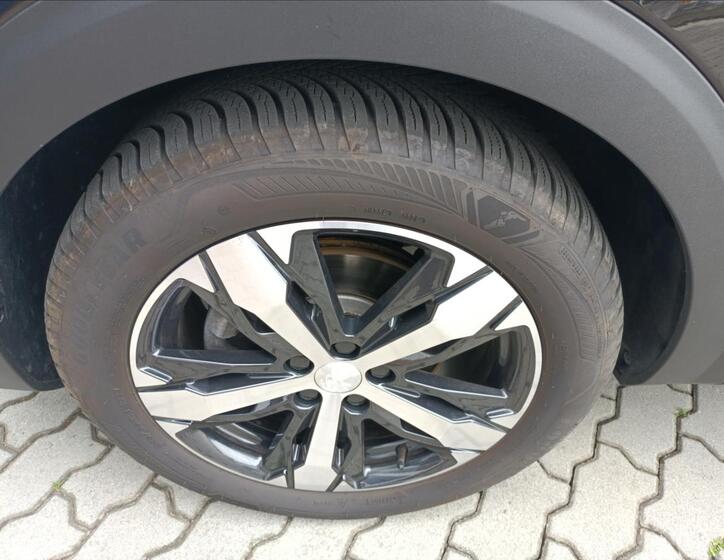 Peugeot 5008 25