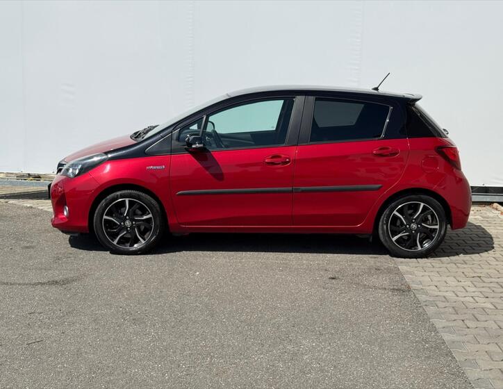 Toyota Yaris 7