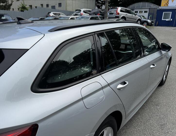 Škoda Octavia 15