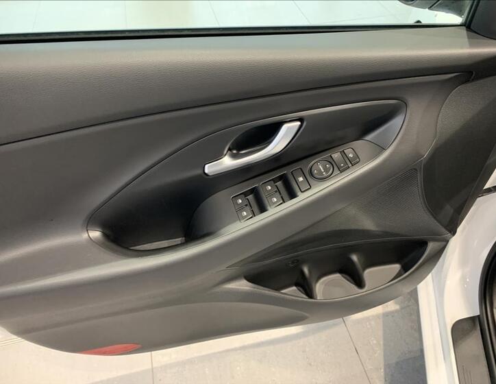 Hyundai i30 23