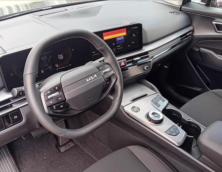 KIA Sportage 8