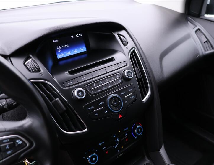 Ford Focus 22