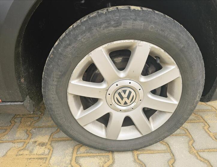 Volkswagen Touran 40