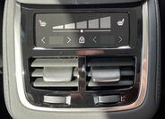 Volvo XC90 16