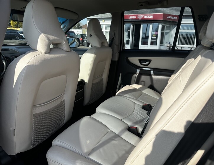 Volvo XC90 18