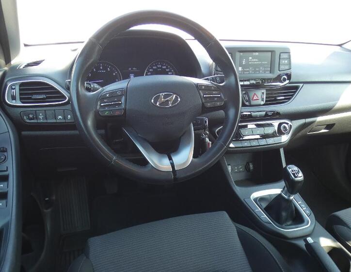 Hyundai i30 5