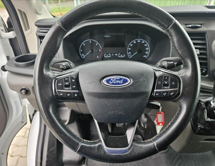 Ford Transit 11