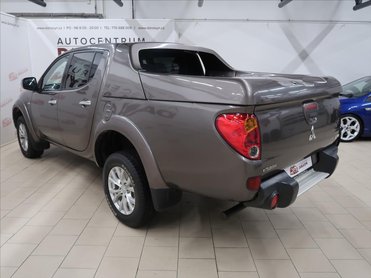 Mitsubishi L200