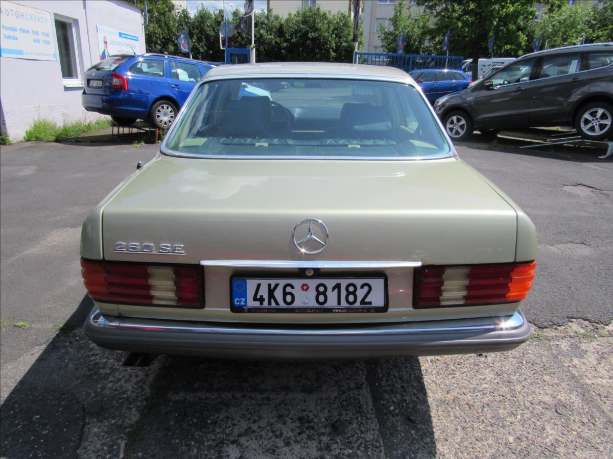 Mercedes-Benz 126