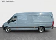 Mercedes-Benz Sprinter 8