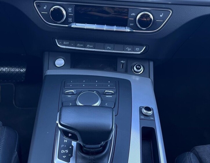 Audi Q5 18