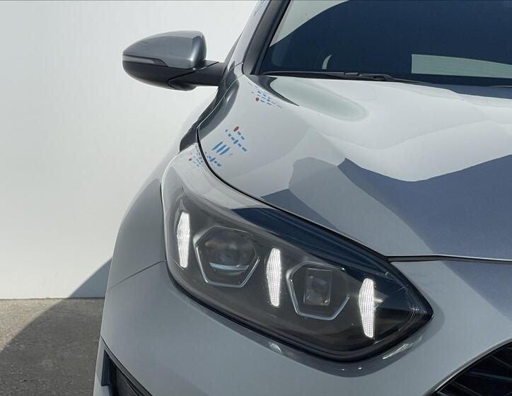 KIA ProCeed 21