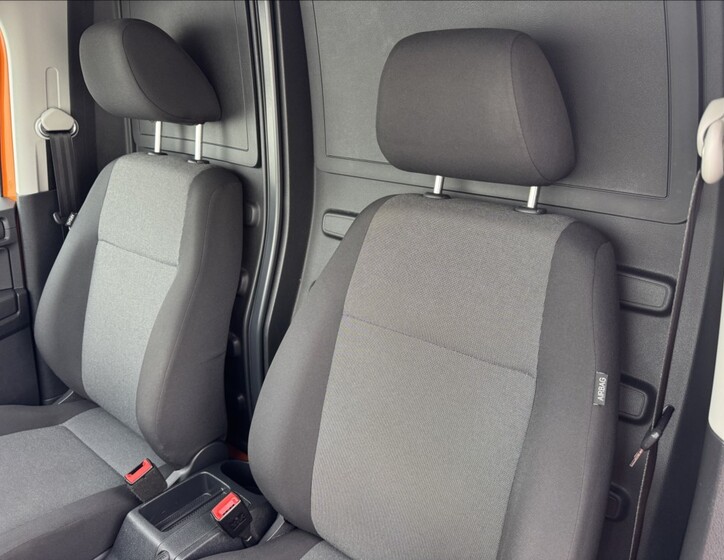 Volkswagen Caddy 26