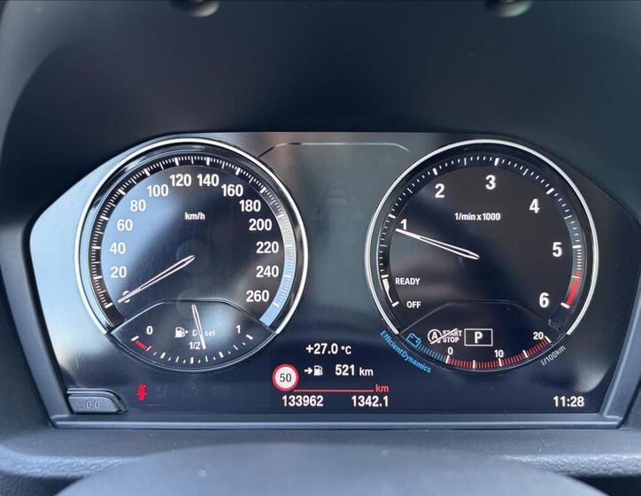BMW X1 25