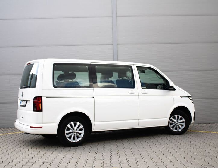Volkswagen Multivan 5