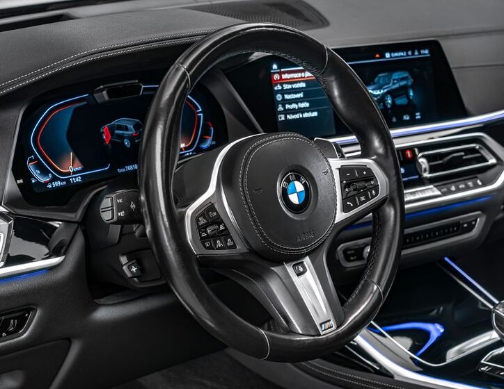 BMW X7 17