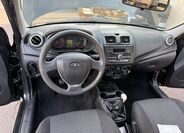 Lada Kalina 8