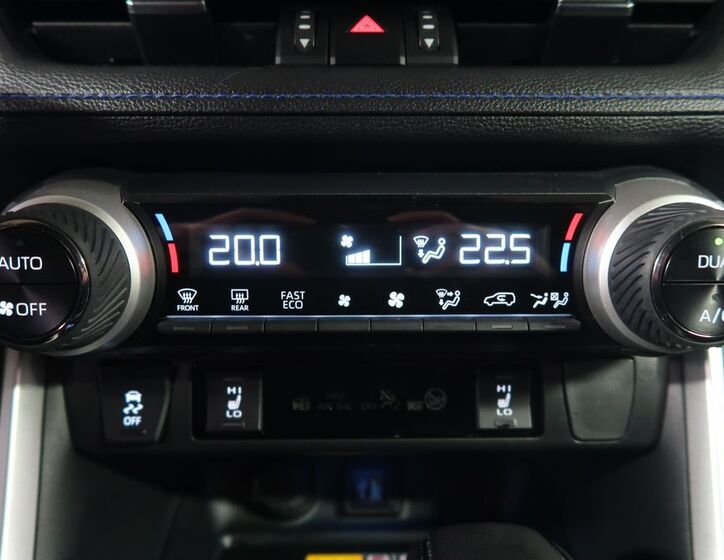 Toyota RAV4 28