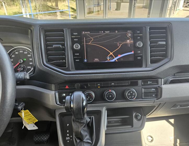 Volkswagen Crafter 16